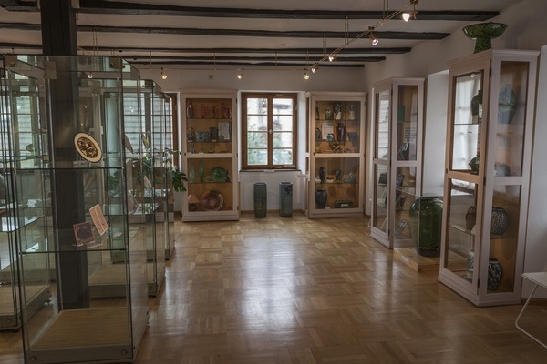 Keramiken im Heimatmuseum Kandern  Touristinformation Kandern