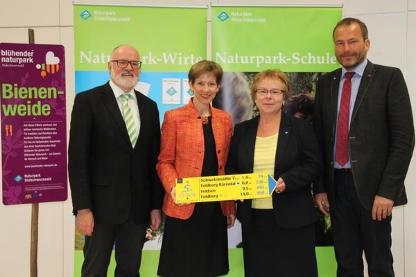 Gruppenbild Mitgliedsversammlung 2015 Naturpark Sdschwarzwald