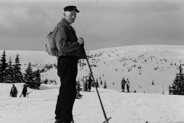 Skipionier Ernst Kpfer auf Skiern am Feldberg (Archiv Walter Strohmeier)