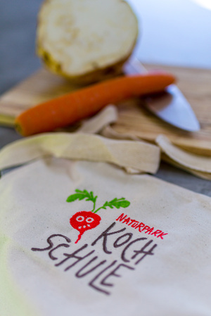 Wir freuen uns auf das gemeinsame Kochen! © NP Südschwarzwald e. V., S. Schröder-Esch Wir freuen uns auf das gemeinsame Kochen! © NP Südschwarzwald e. V., S. Schröder-Esch