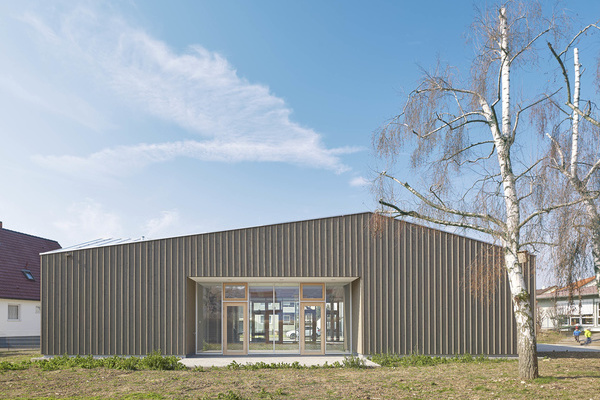 Evangelisches Gemeindezentrum Herbolzheim, Sonderpreis 2019 Naturpark Sdschwarzwald  Foto Achim Birnbaum