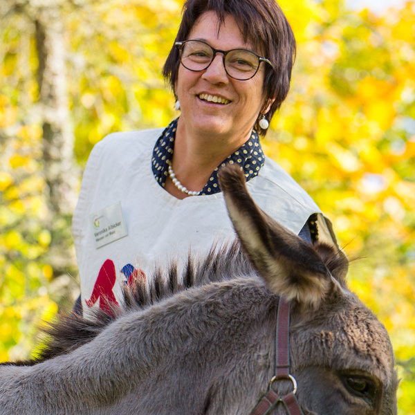 Ihre Gstefhrerin Veronika Albicker  S. Schrder-Esch