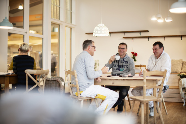 Kornhaus-Caf: Tglich frischer hausgemachter Kuchen und Kaffee  Blattert Mhle und Kornhaus GmbH & Co. KG