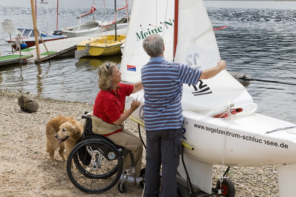 Barrierefreies Segeln am Schluchsee ( Jrgen Gocke)