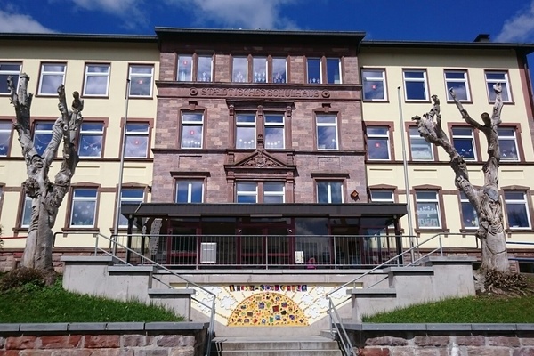 Das Schulgebäude © Hansjakobschule Titisee-Neustadt