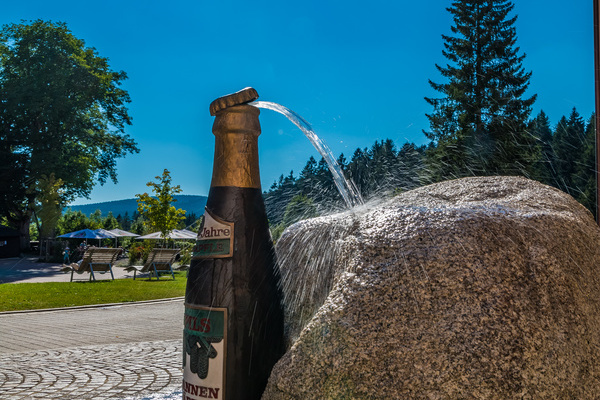 Zpfle-Brunnen  Brauerei Rothaus