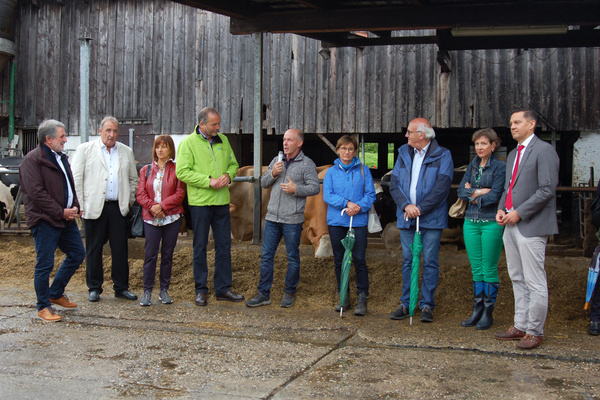 Talkrunde auf dem Ramstalhof in Teningen-Kndringen. Bild: Naturpark Sdschwarzwald e. V.