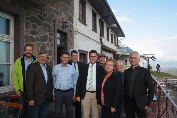 Gruppenbild Ministertermin BelchenHaus (Foto: Peter Schwendele)