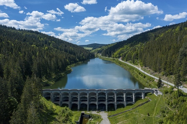 Blick auf die Linachtalsperre  Stadt Vhrenbach