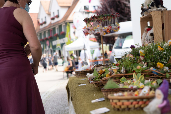 An einem der Marktstnde  Marcel Koslowski