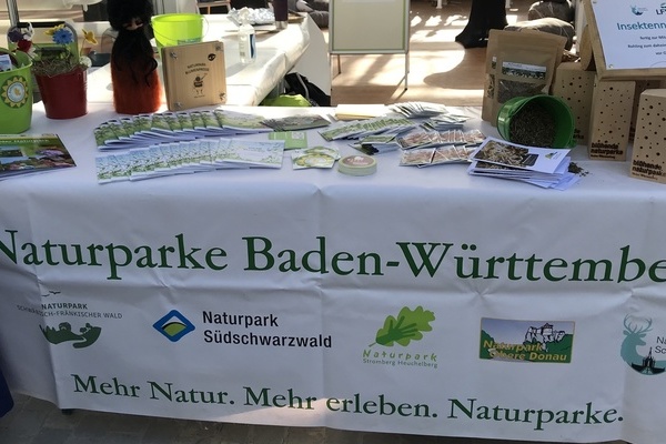 Der Infostand der Naturparke Baden-Wrttemberg  AG Naturparke Baden-Wrttemberg