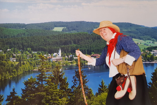 Unterwegs mit der Magd vom Bierhus  A. Edlefsen